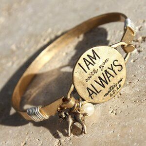 I Am With You Always Matthew 28:20 Goldtone Pearl Lamb Charm Slim Oval Bracelet